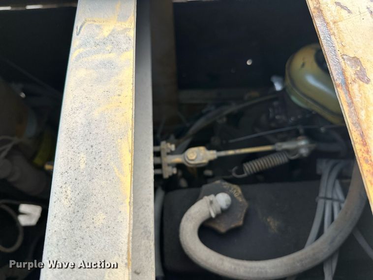 image for item DW4251 1988 Leroi 125 air compressor