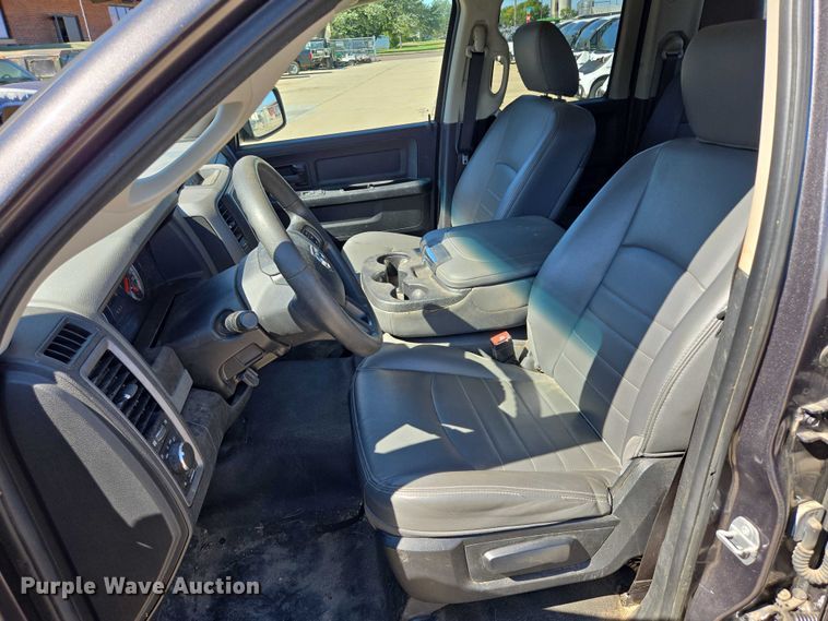 image for item DY1193 2018 RAM 1500 Quad Cab pickup truck