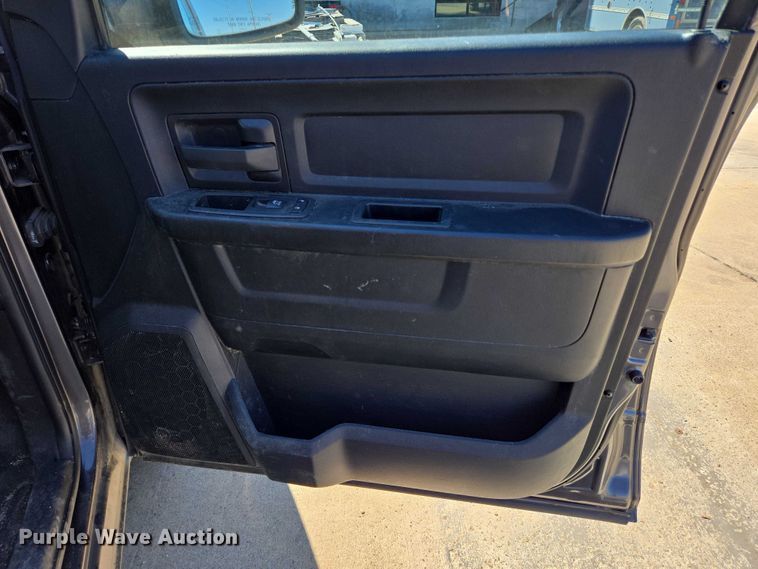 image for item DY1193 2018 RAM 1500 Quad Cab pickup truck