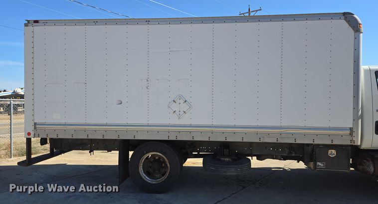 image for item DY1197 2008 International 4300 box truck