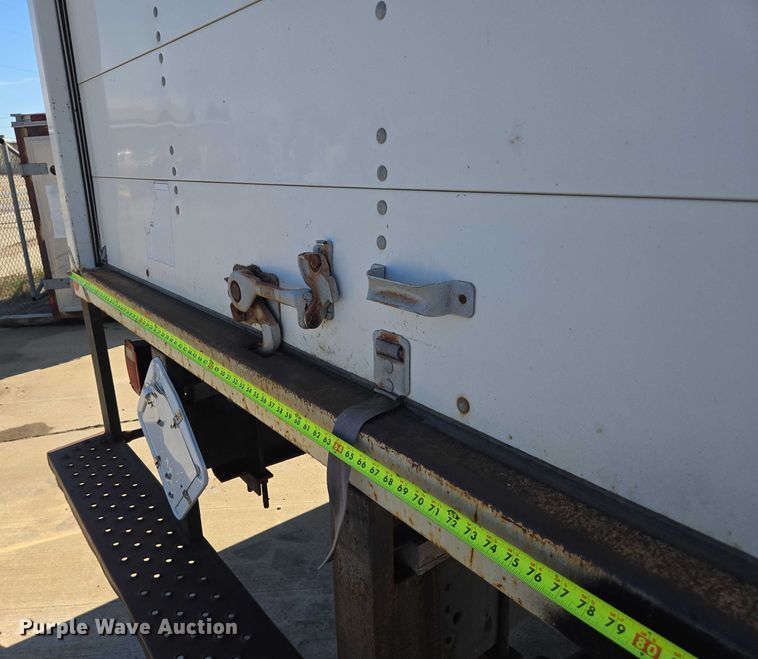 image for item DY1197 2008 International 4300 box truck