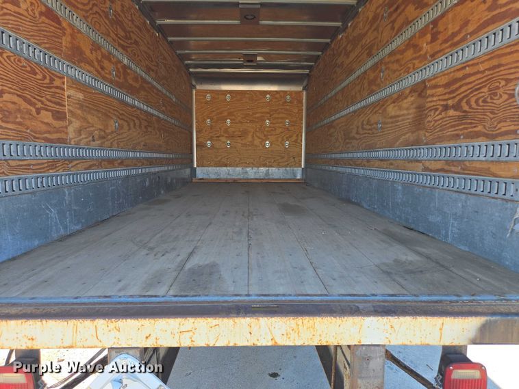 image for item DY1197 2008 International 4300 box truck