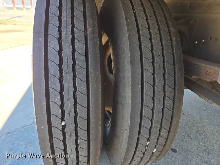 image for item DY1197 2008 International 4300 box truck