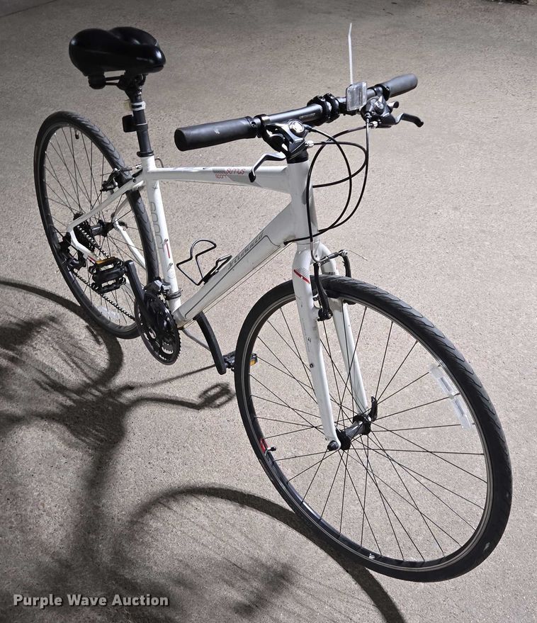 image for item DY1207 Sirrus Sport Specialized bicycle