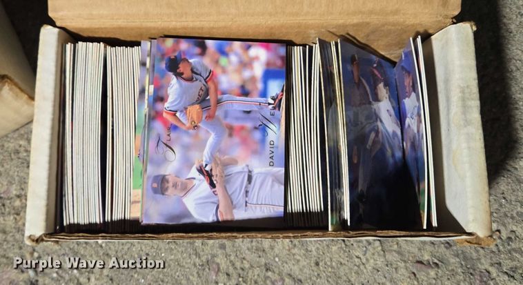 image for item DY1208 Trading cards