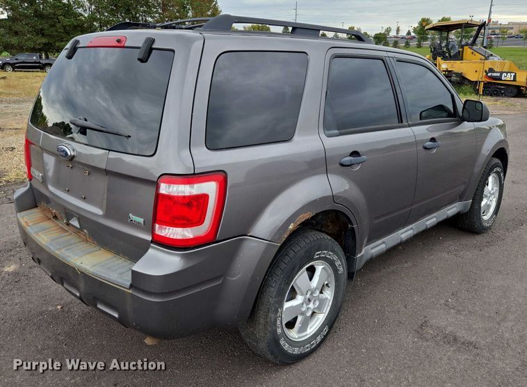 image for item DY1210 2010 Ford Escape SUV