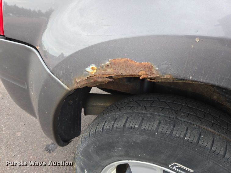 image for item DY1210 2010 Ford Escape SUV