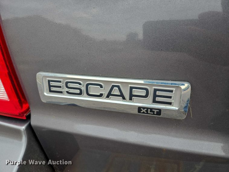 image for item DY1210 2010 Ford Escape SUV