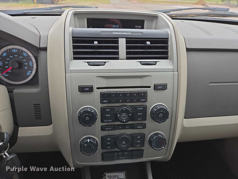 image for item DY1210 2010 Ford Escape SUV