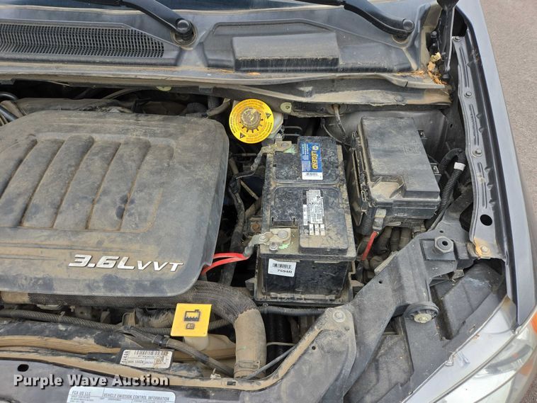 image for item DY1212 2018 Dodge Grand Caravan van