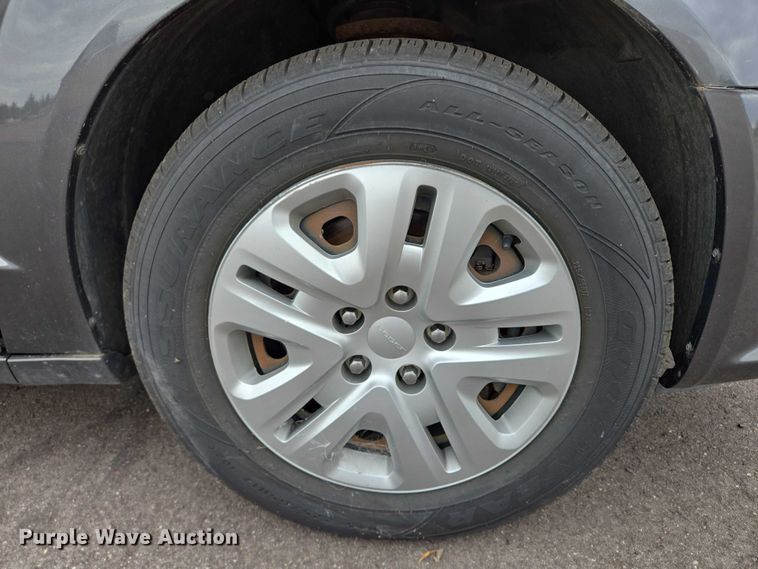 image for item DY1212 2018 Dodge Grand Caravan van