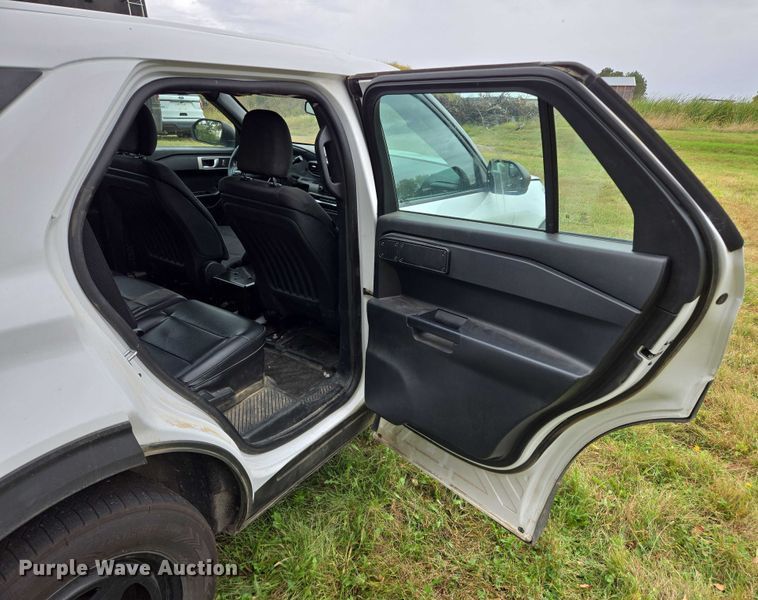 image for item DY1215 2020 Ford Explorer Police Interceptor SUV