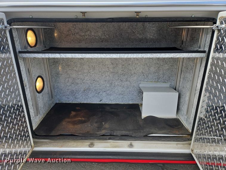 image for item DY1217 2003 Ford E450 ambulance