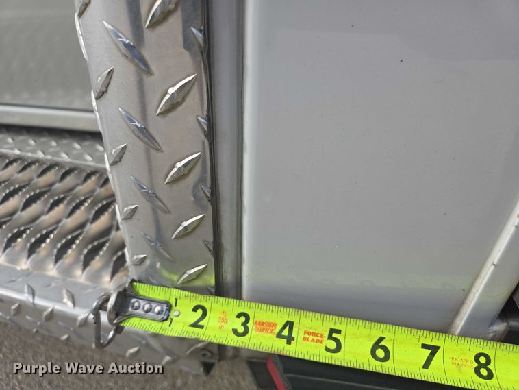 image for item DY1217 2003 Ford E450 ambulance