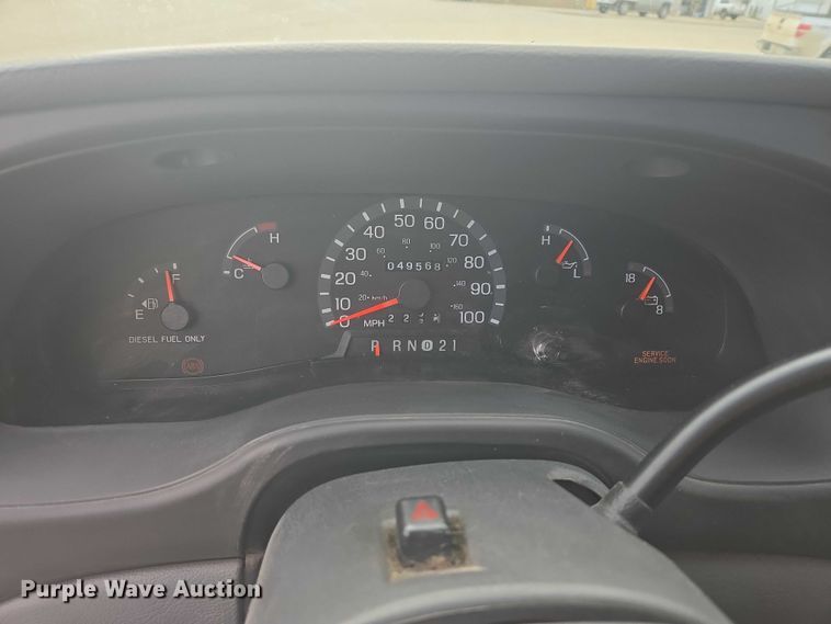 image for item DY1217 2003 Ford E450 ambulance