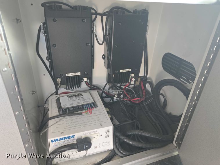 image for item DY1217 2003 Ford E450 ambulance