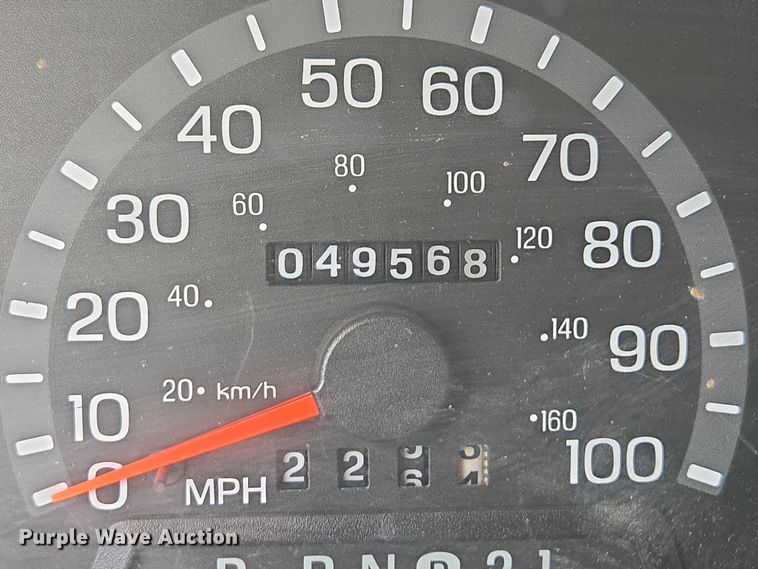 image for item DY1217 2003 Ford E450 ambulance