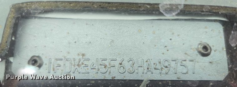 image for item DY1217 2003 Ford E450 ambulance