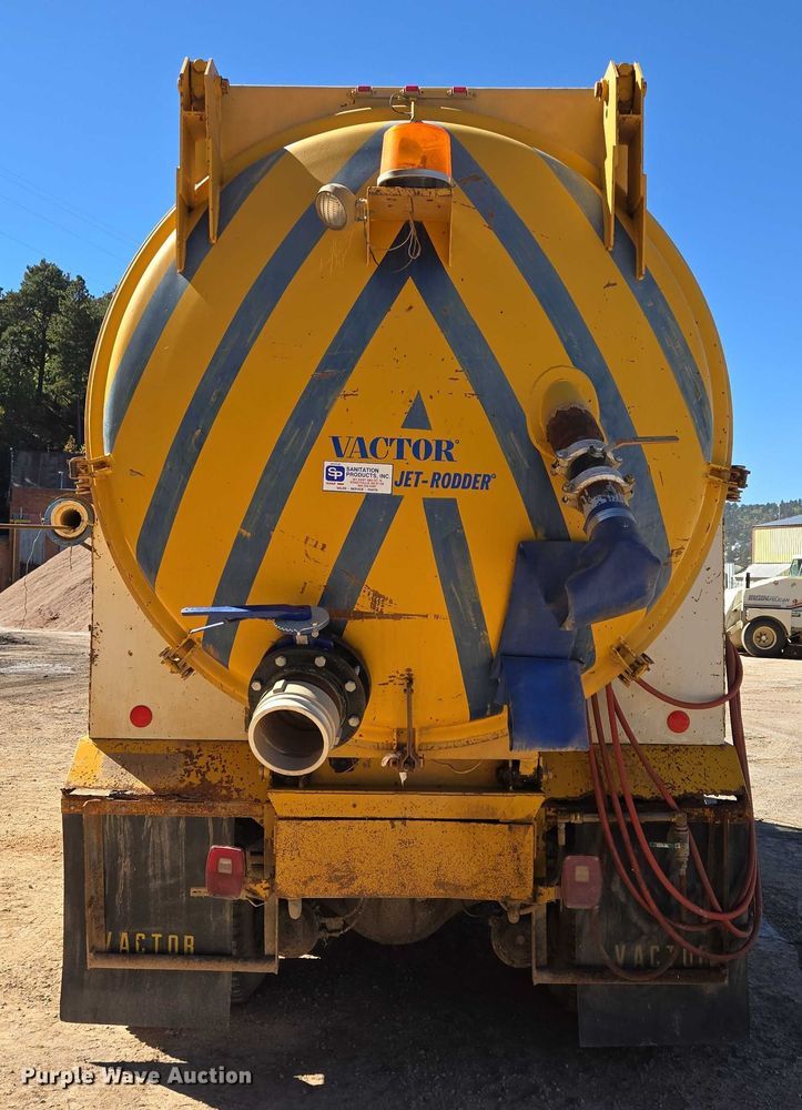 image for item DY1244 1980 Ford LN800 sewer jetter truck