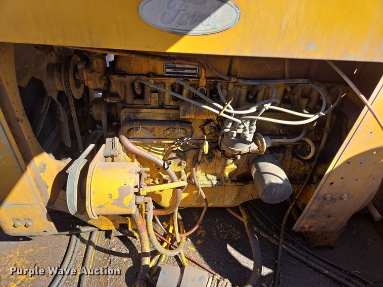 image for item DY1244 1980 Ford LN800 sewer jetter truck
