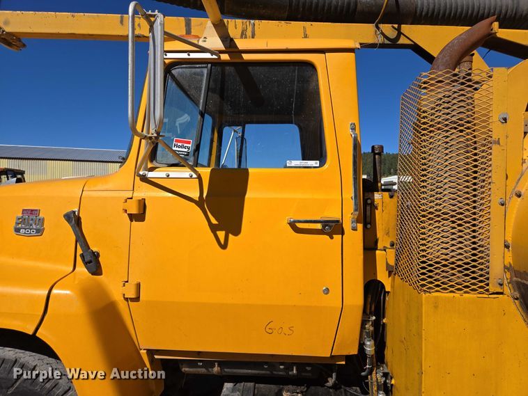 image for item DY1244 1980 Ford LN800 sewer jetter truck