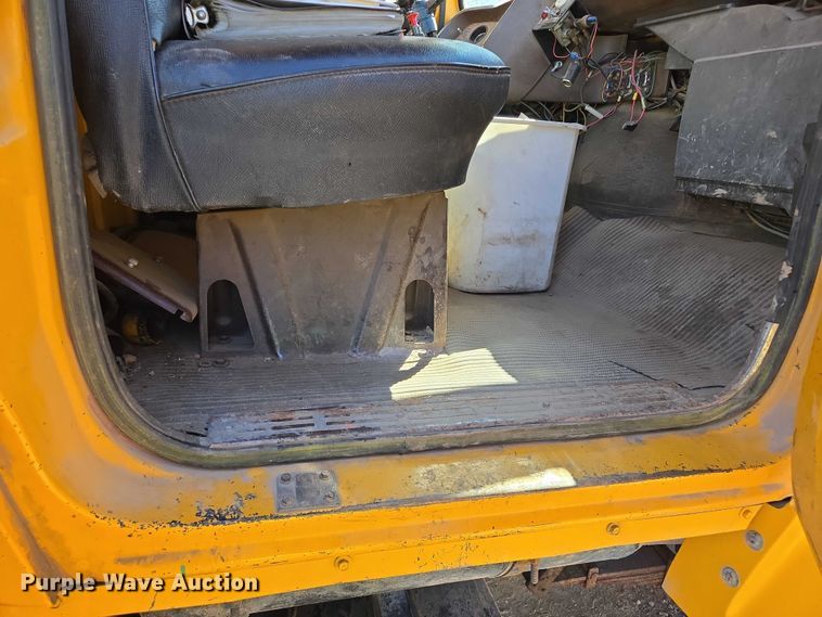 image for item DY1244 1980 Ford LN800 sewer jetter truck