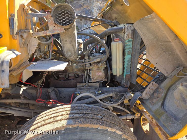 image for item DY1244 1980 Ford LN800 sewer jetter truck