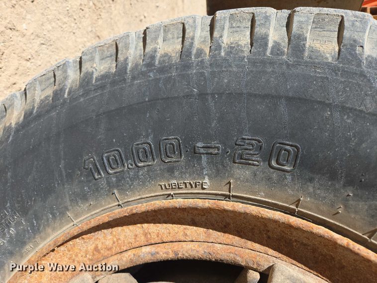 image for item DY1244 1980 Ford LN800 sewer jetter truck