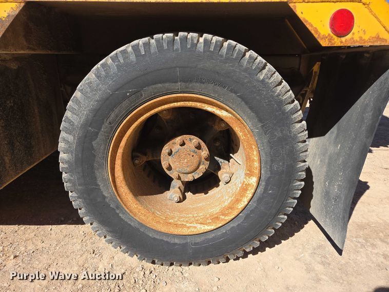 image for item DY1244 1980 Ford LN800 sewer jetter truck