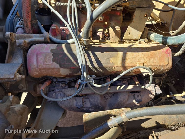 image for item DY1245 1984 International 1724 dump truck