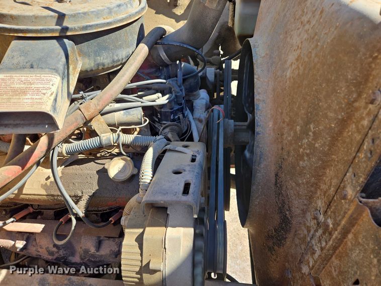 image for item DY1245 1984 International 1724 dump truck