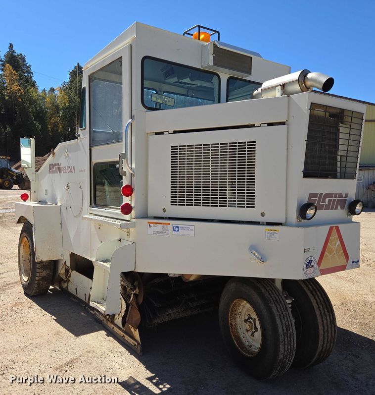 image for item DY1246 1996 Elgin Pelican Series S street sweeper truck