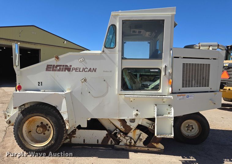 image for item DY1246 1996 Elgin Pelican Series S street sweeper truck