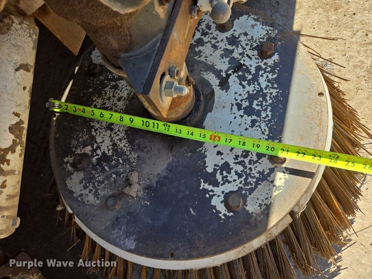 image for item DY1246 1996 Elgin Pelican Series S street sweeper truck