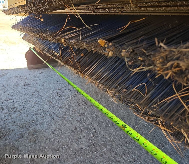 image for item DY1246 1996 Elgin Pelican Series S street sweeper truck