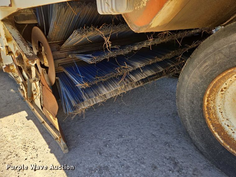 image for item DY1246 1996 Elgin Pelican Series S street sweeper truck