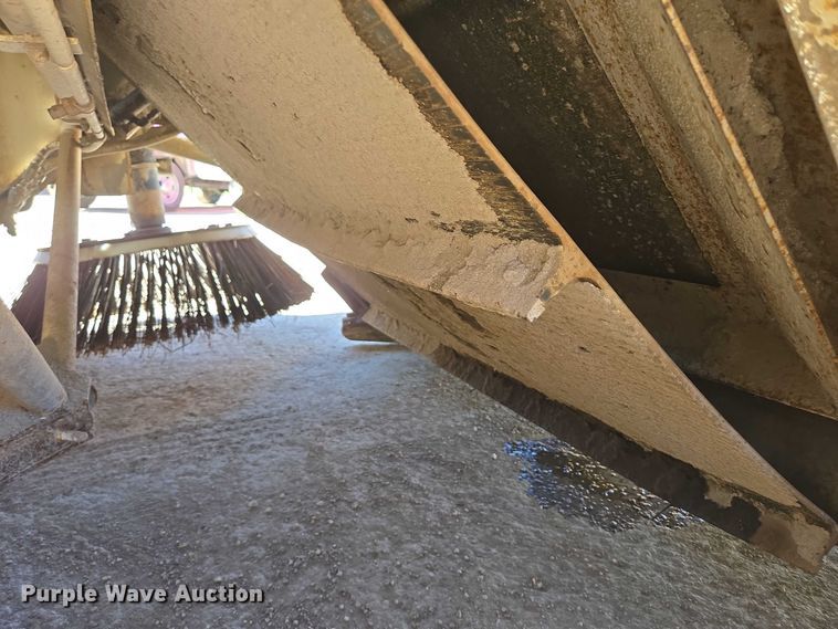 image for item DY1246 1996 Elgin Pelican Series S street sweeper truck