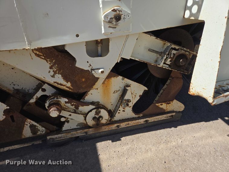 image for item DY1246 1996 Elgin Pelican Series S street sweeper truck