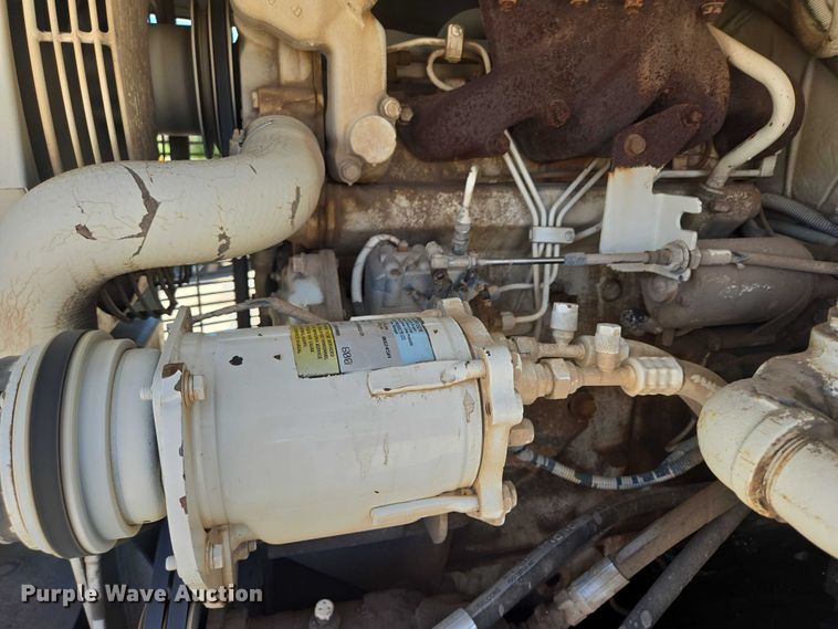 image for item DY1246 1996 Elgin Pelican Series S street sweeper truck