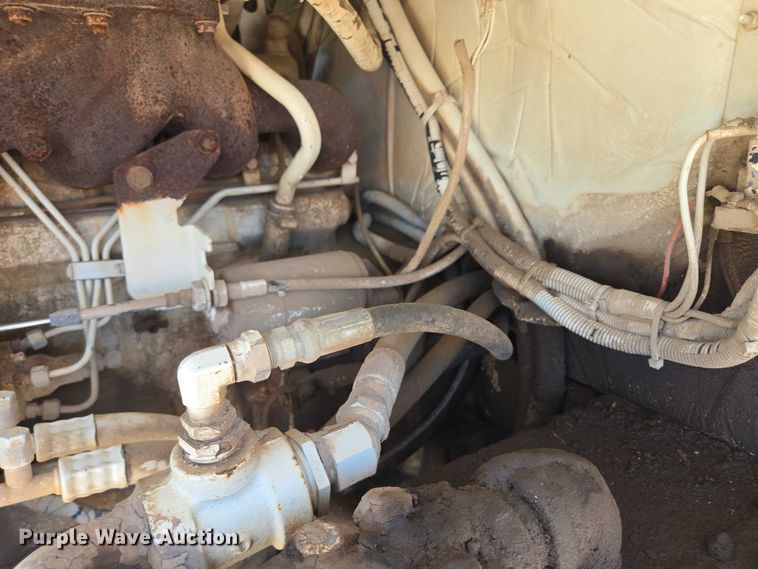 image for item DY1246 1996 Elgin Pelican Series S street sweeper truck