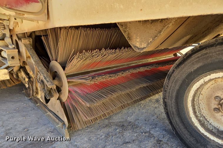 image for item DY1247 1990 Elgin Premier Pelican street sweeper truck