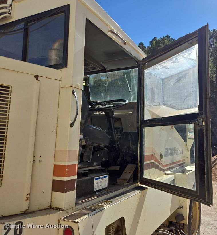 image for item DY1247 1990 Elgin Premier Pelican street sweeper truck