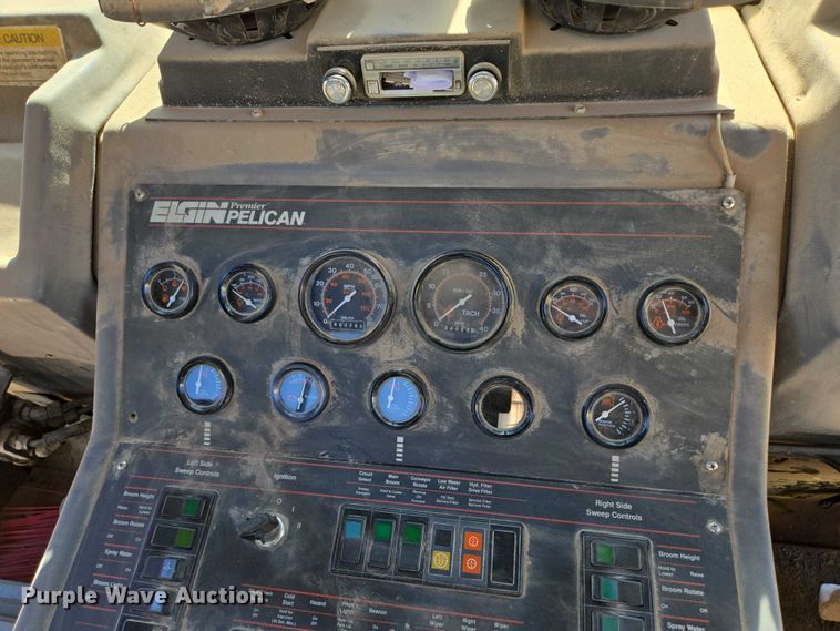 image for item DY1247 1990 Elgin Premier Pelican street sweeper truck