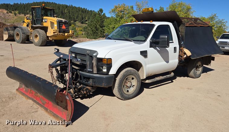 image for item DY1249 2009 Ford F350 Super Duty XL flatbed pickup truck