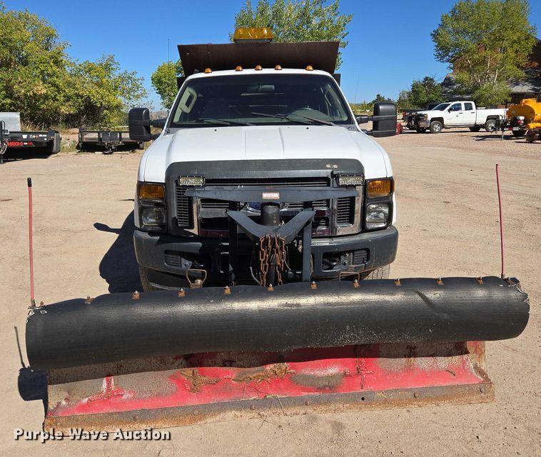 image for item DY1249 2009 Ford F350 Super Duty XL flatbed pickup truck