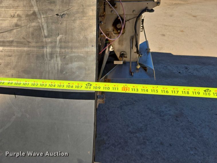 image for item DY1249 2009 Ford F350 Super Duty XL flatbed pickup truck