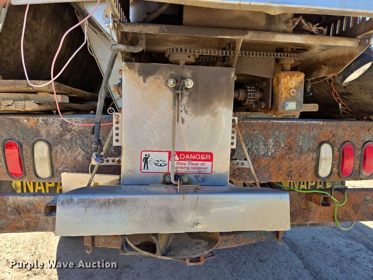 image for item DY1249 2009 Ford F350 Super Duty XL flatbed pickup truck