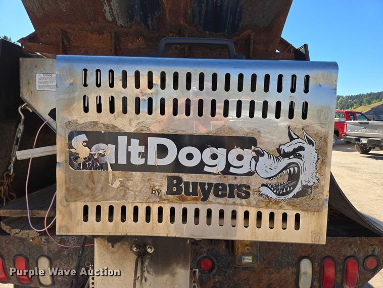 image for item DY1249 2009 Ford F350 Super Duty XL flatbed pickup truck