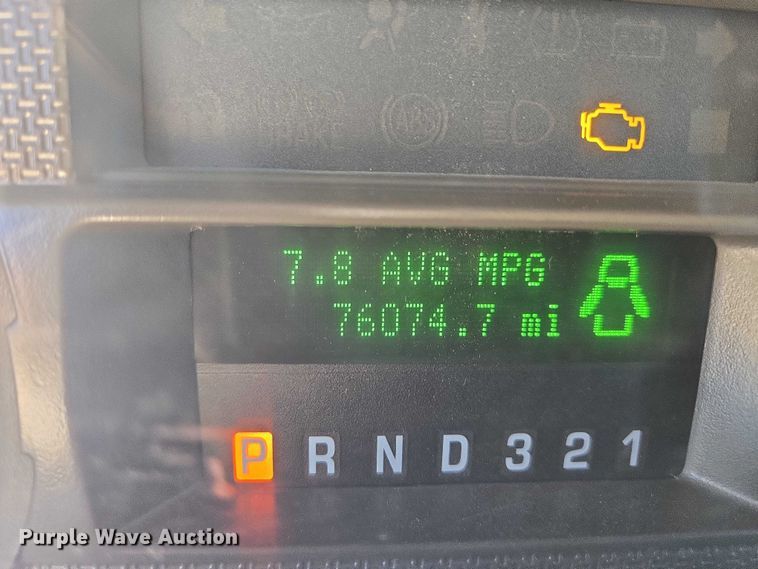 image for item DY1249 2009 Ford F350 Super Duty XL flatbed pickup truck