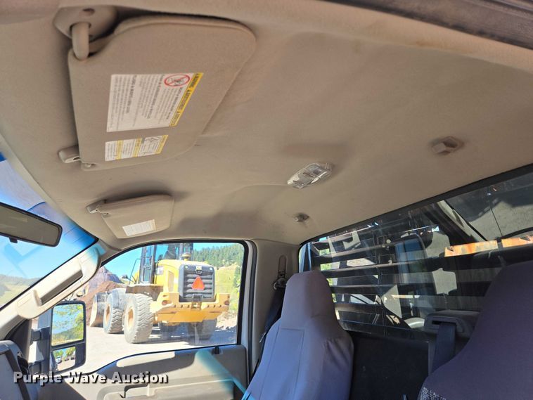 image for item DY1249 2009 Ford F350 Super Duty XL flatbed pickup truck